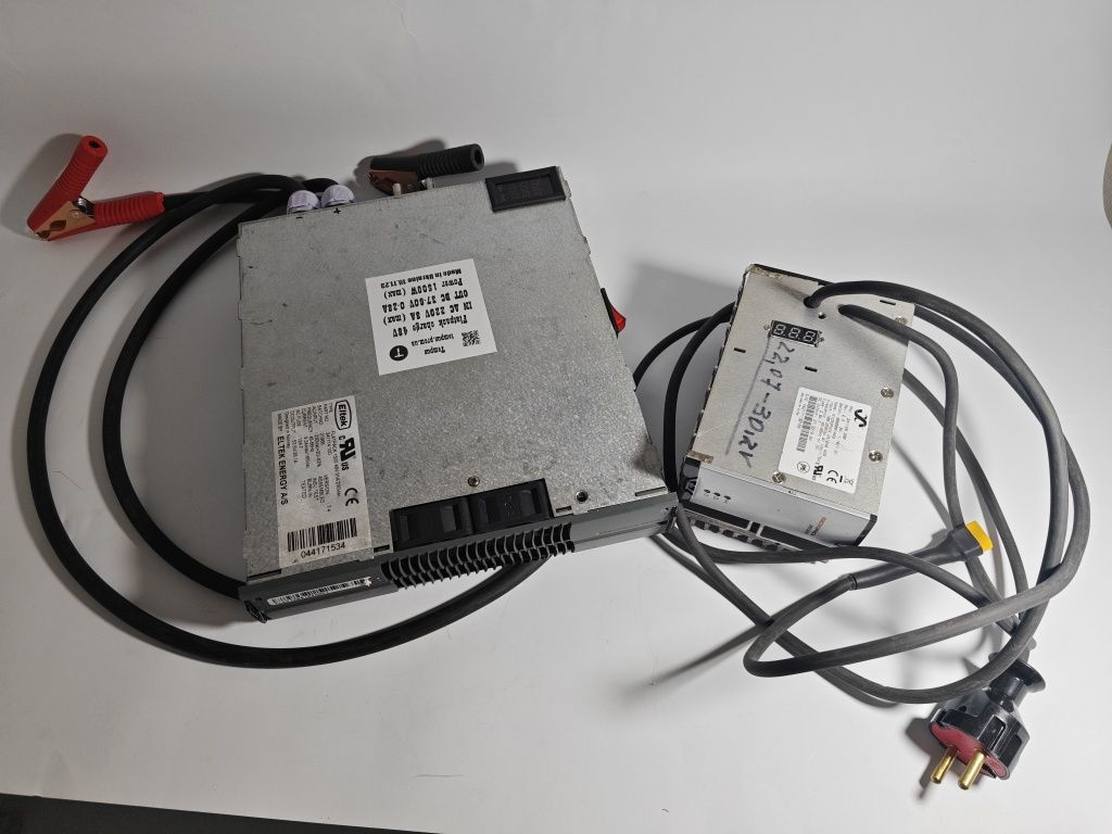 Регулируемое зарядное устройство Flatpack 48V 1500W (17-60V 0-28A)
