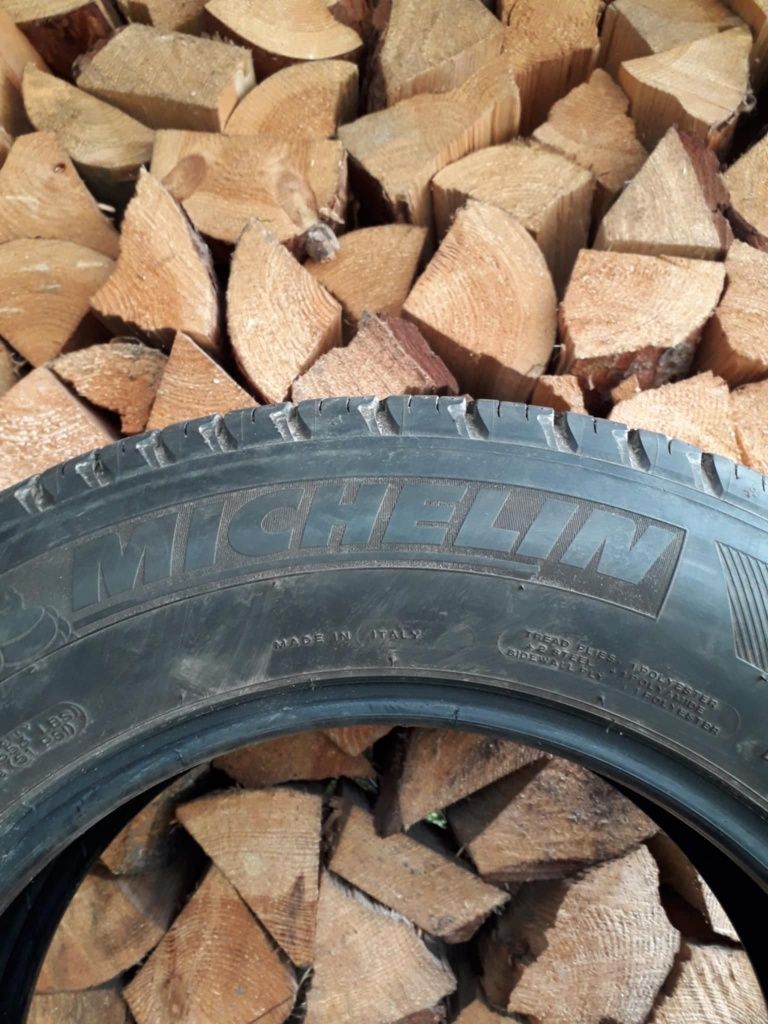 Opony Michelin 215/65R r 16