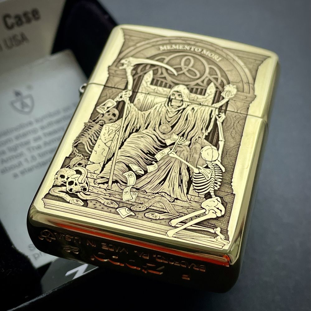 Нова оригінальна запальничка Zippo Memento Mori Armor