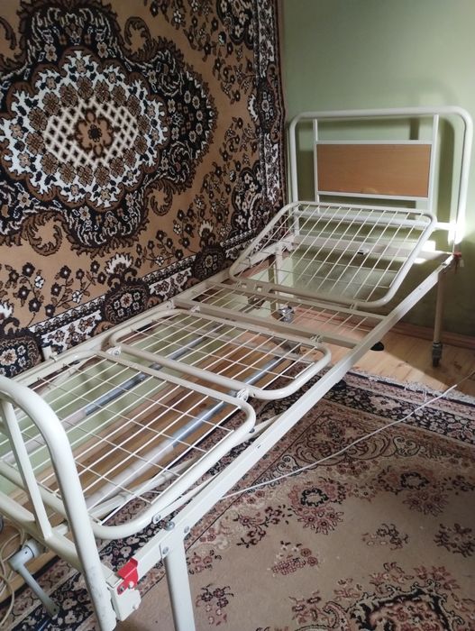 Кровать медицинская многофункциональная,матрас противопролежневый.