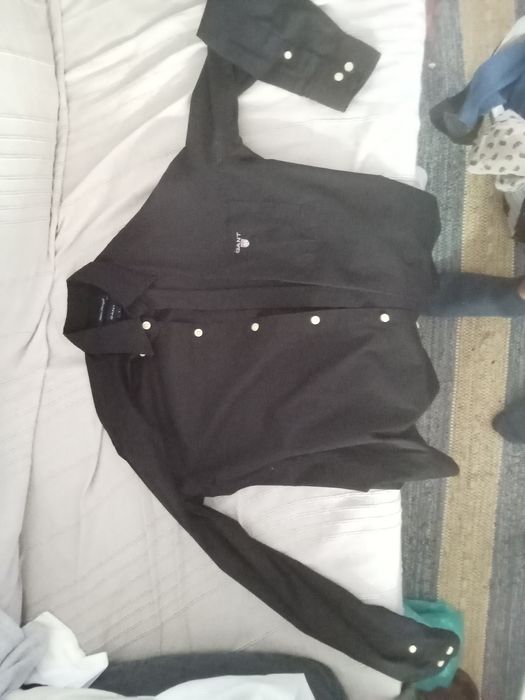 Camisa gant preta