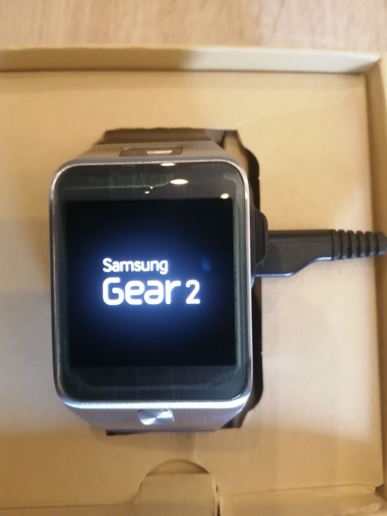 Vendo Samsung Gear 2 completo em caixa (versão com câmera) em bom esta