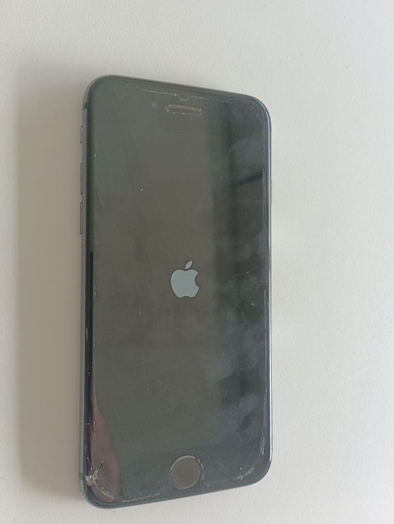 iPhone 8 (para peças)