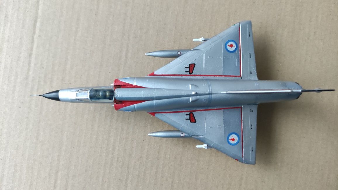 Сборная модель самолёта 1:72 Mirage IIIO ВВС Австралии
