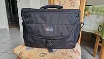 Lowepro Nova 200 AW