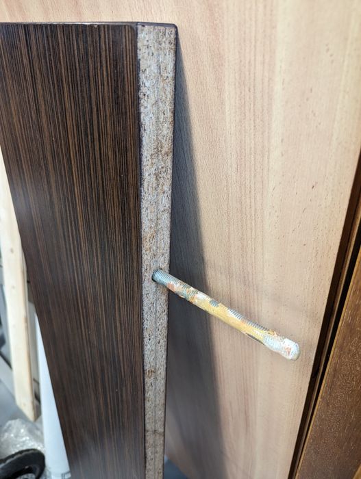 4 solidne półki ścienne wenge bez widocznych wsporników, mocowań