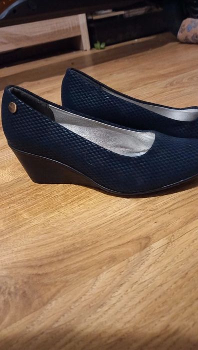 Buty damskie granatowe