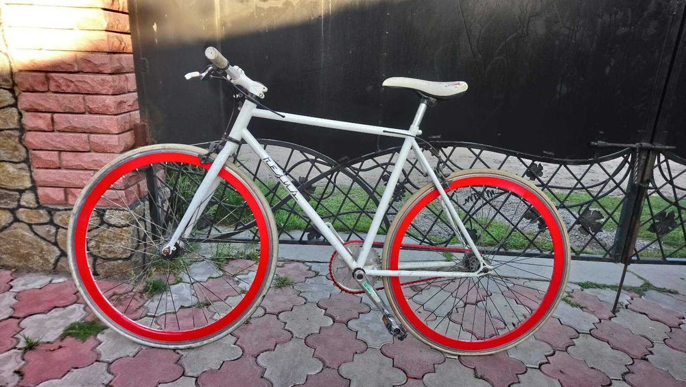 Продам велосипед, гарно їздить