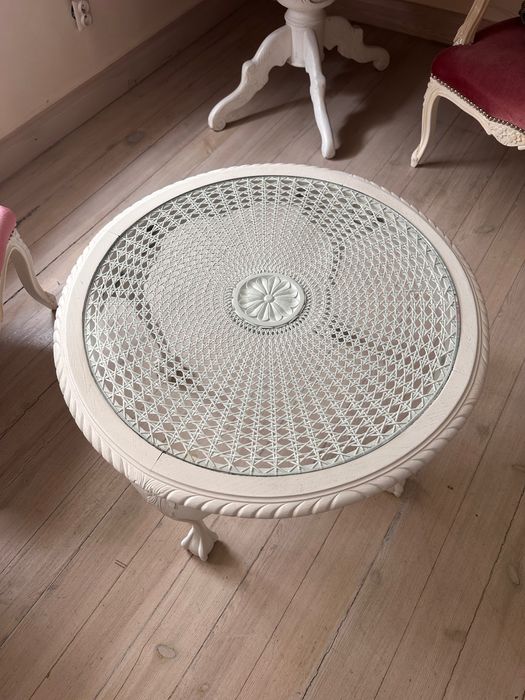 Ława mała  okrągła biała szklany blat sr. 73 cm