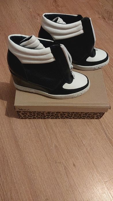 Kozaki krótkie nr 39 nowe