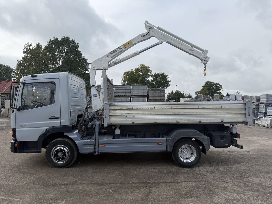 Mercedes Atego 815 / wywrotka / żuraw / zadbany