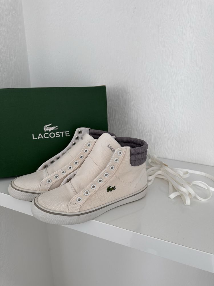 Кеди Lacoste