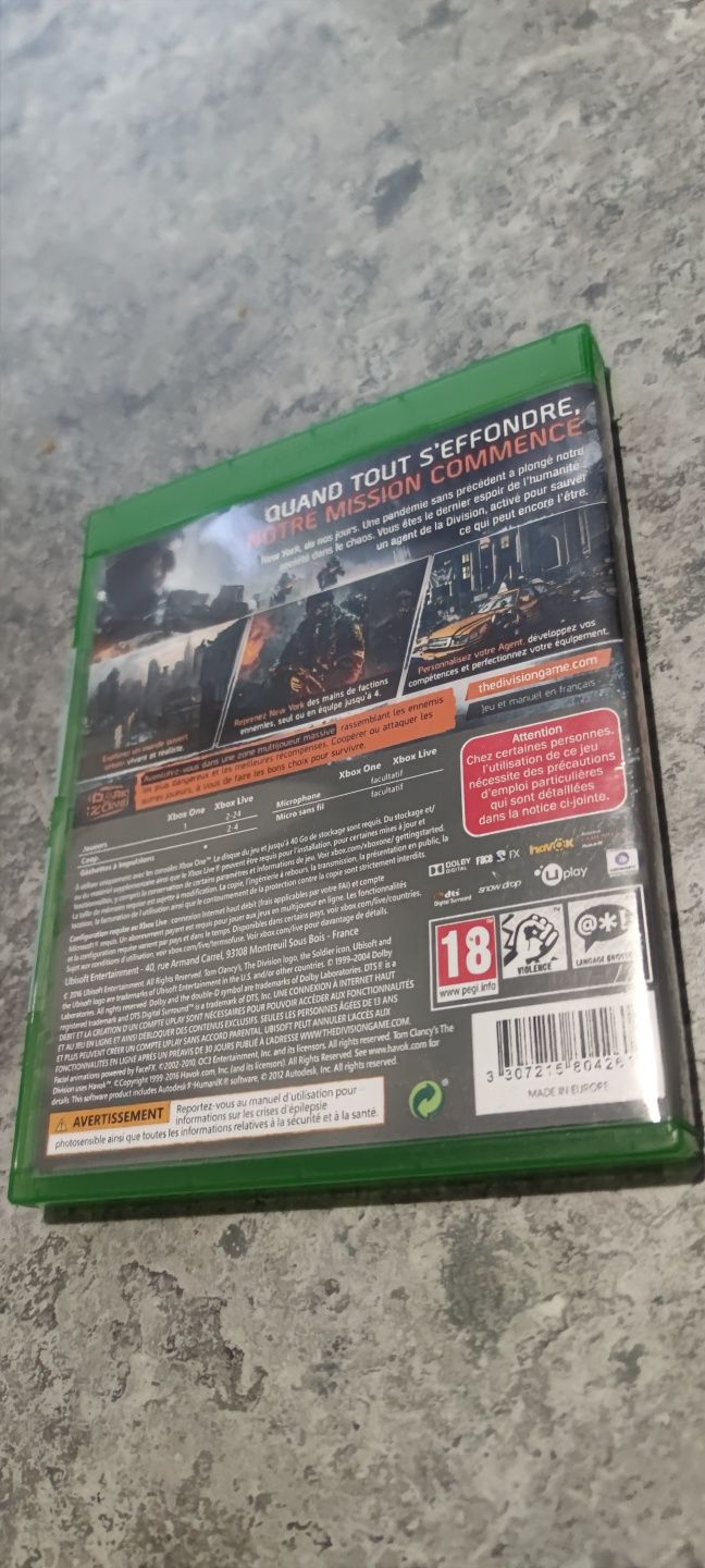 Gra TOM CLANCY'S THE DIVISION Xbox one, Xbox series X stan BDB+książka