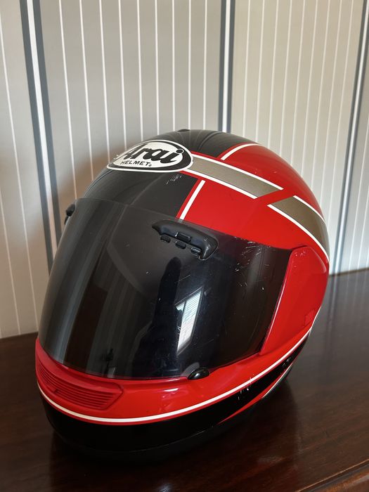 Capacete ARAI Randy Mamola