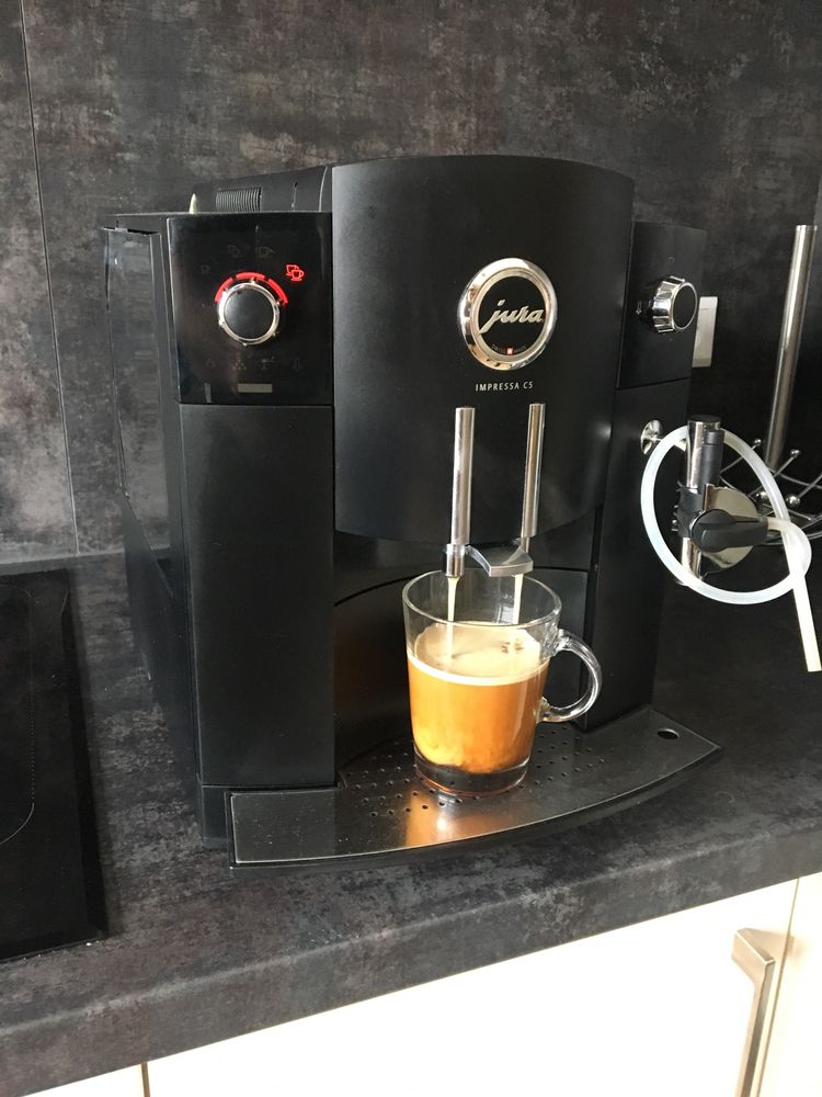 Ekspres ,automat do kawy Jura c5