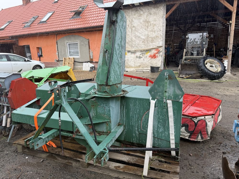 Pług wirnikowy do śniegu