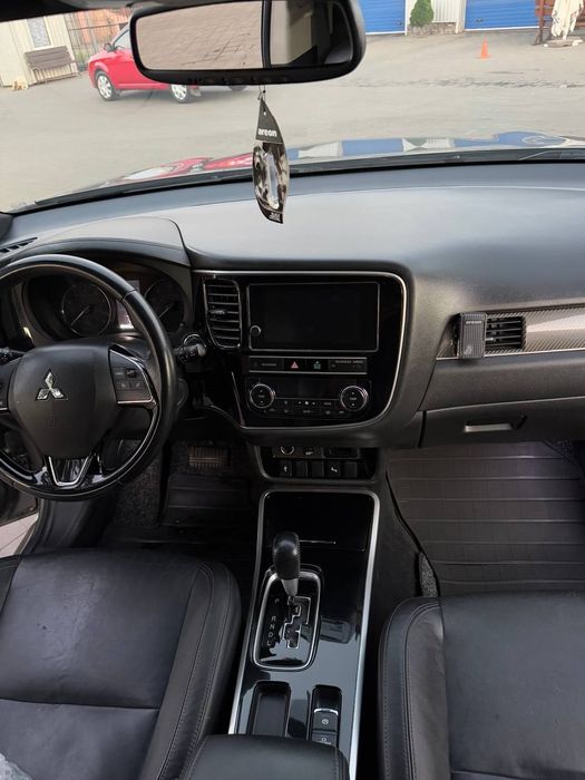 Mitsubishi outlander 2019 Кривий Ріг