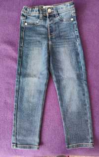 Spodnie jeansowe dla dziewczynki R. 104. Stan idealny.