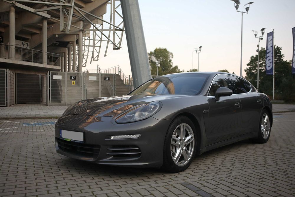 Porsche Panamera 3.0 Stan Bardzo Dobry