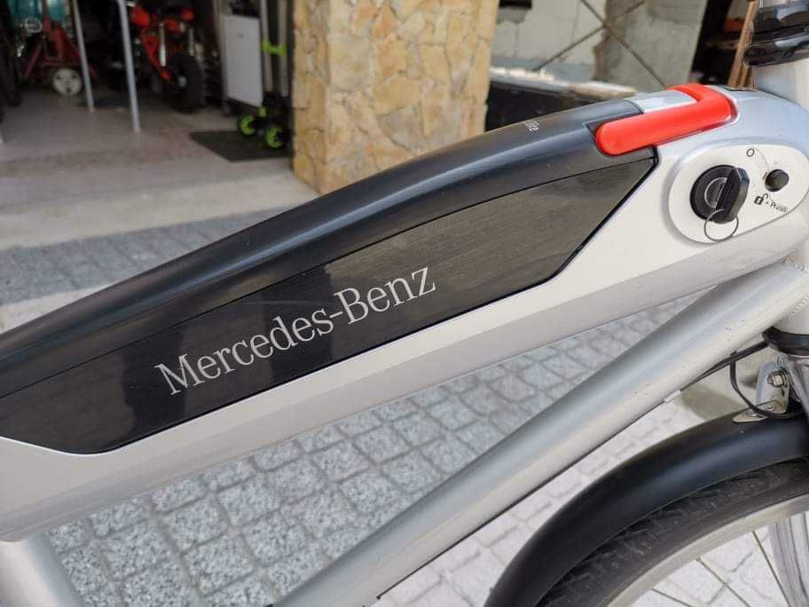 Bicicleta Mercedes-Benz híbrid bike