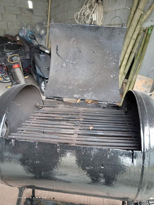 Мангал барбекю коптільня