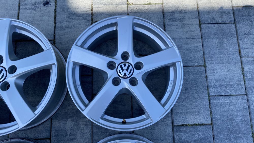 Felgi aluminiowe Alutec do VW Passat 5x112 16 cali B6 B7 B8 T-Roc Golf
