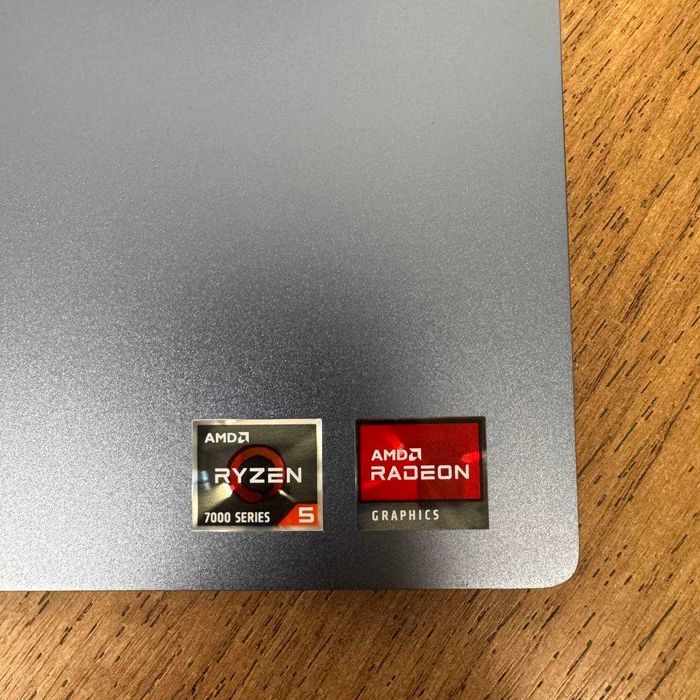 Dell Inspiron 7435 x360  Touch Ryzen 5 7530U 8GB 512GB SSD