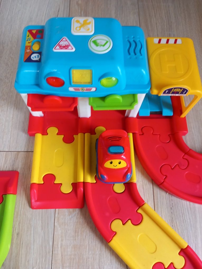 Autka i tory Vtech Tut Tut 2 zestawy