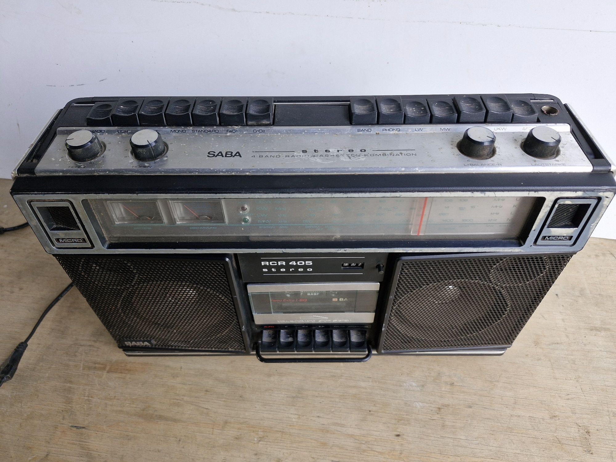 Stary Radiomagnetofon SABA RCR 405