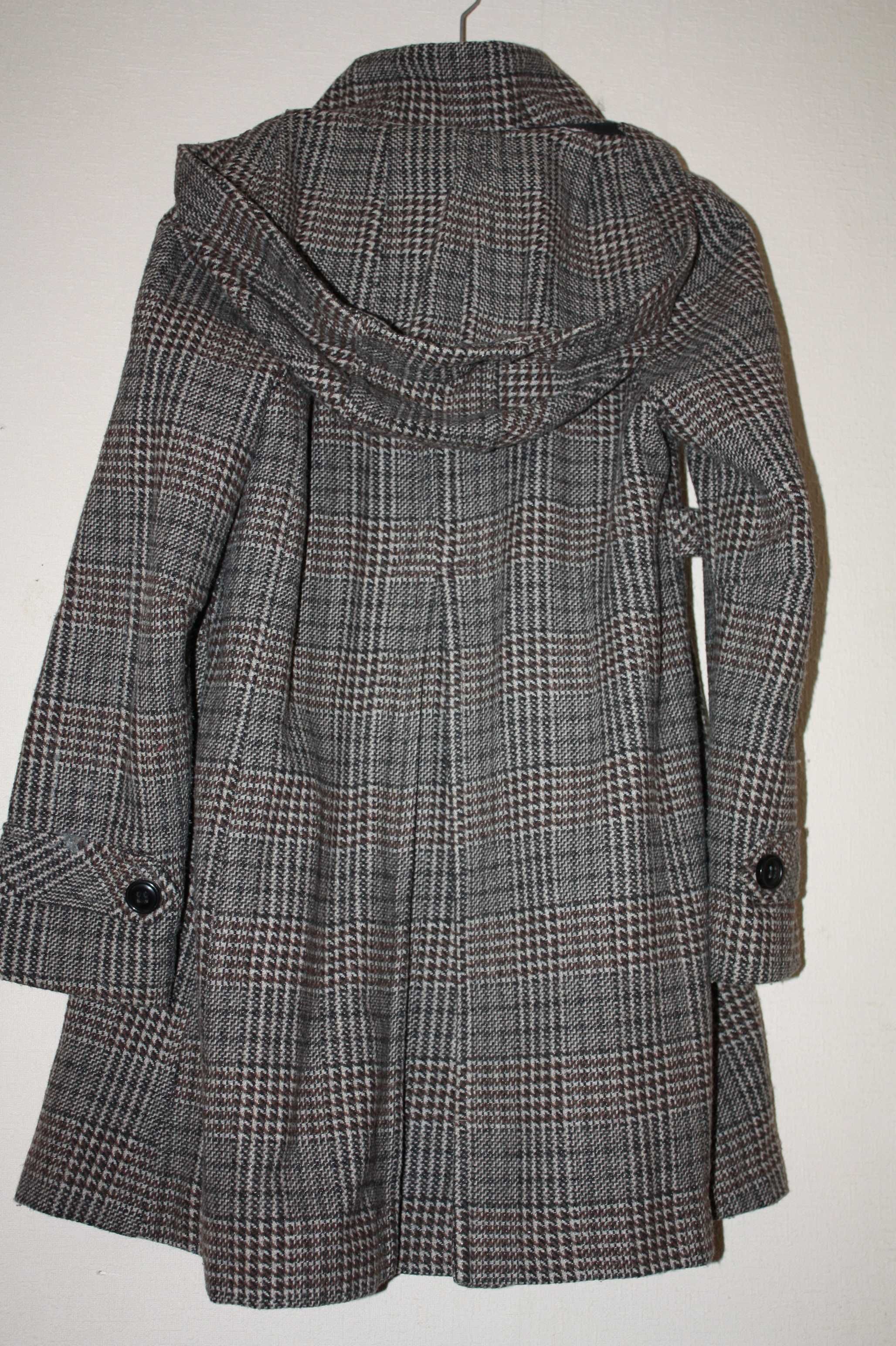 Шикарное шерстяное пальто ф.ZARA р-S на дівчинку від 11 до1 4 років
