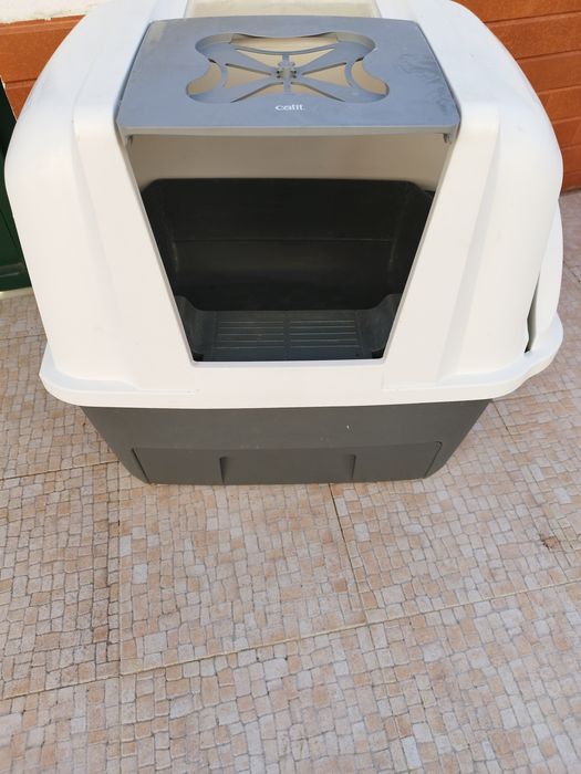 Wc gatos semiautomática