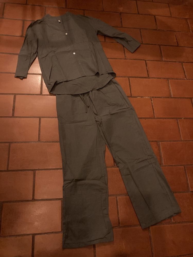 Conjunto tamanho M cor caqui NOVO