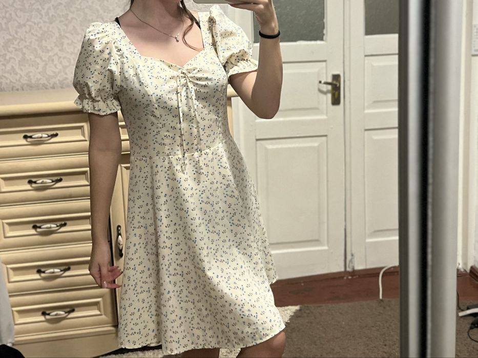 Плаття жіночі - розмір m