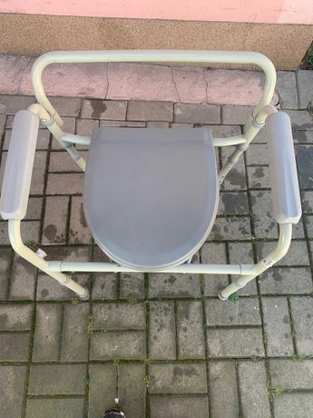 Krzesło toaletowe  -  sanitarne z regulacjom
