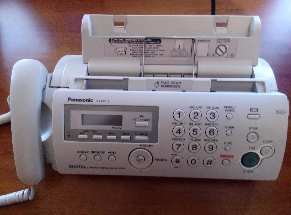 Телефон-факс Panasonic KX-FP218