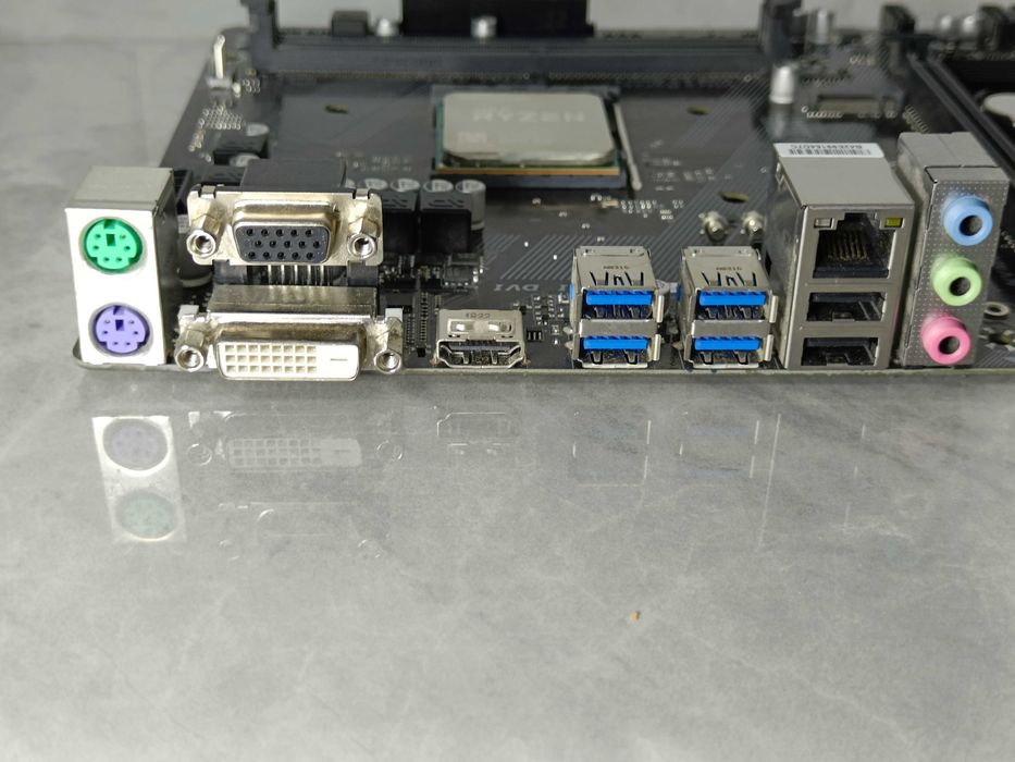 Ігровий комплект AMD GA-A320M-S2H + RYZEN 5 1600 6/12 ядер 3.6Gz sAM4