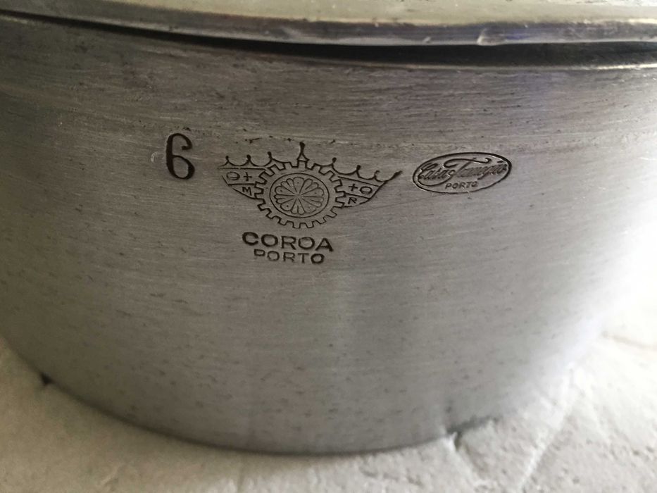 Tacho de alumínio Coroa (Casa Tamegão)