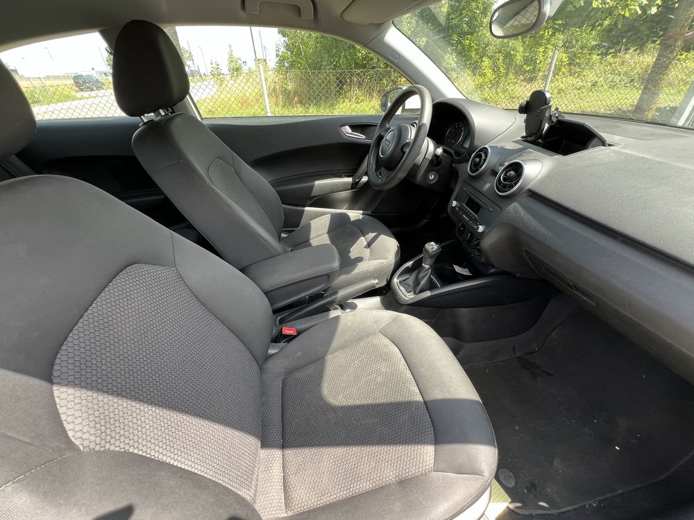 Audi A1 • 2012r • 1.2 • Uszkodzona skrzynia biegów (jezdny)