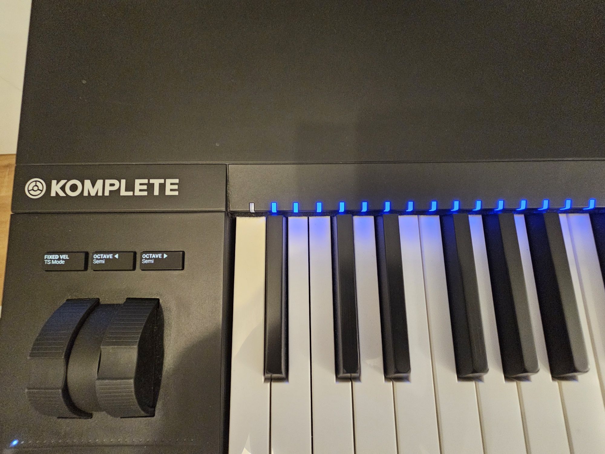 Native instruments Komplete Kontrol S88 MK2