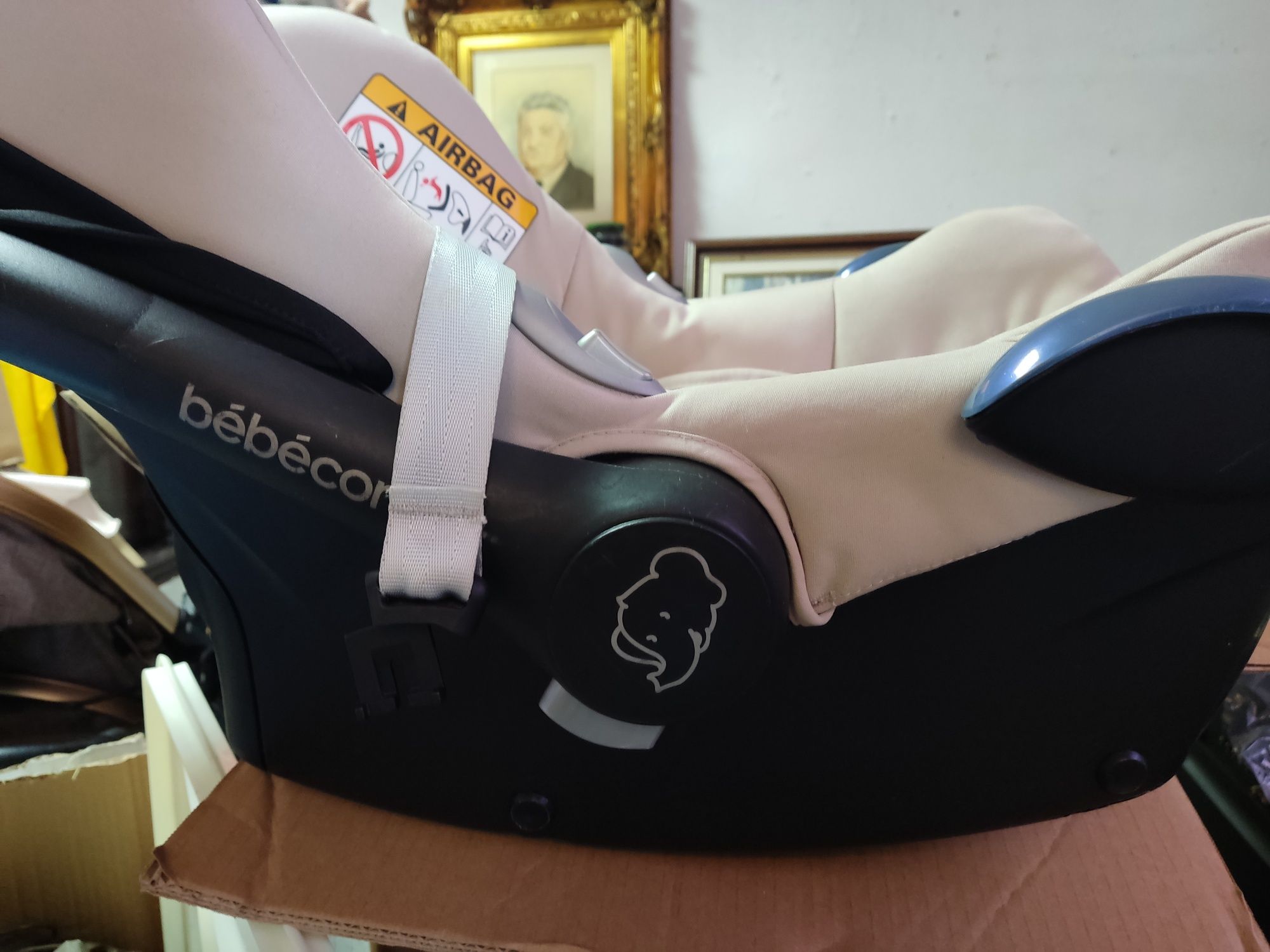 Conjunto carrinho+ovo+isofix bebé confort