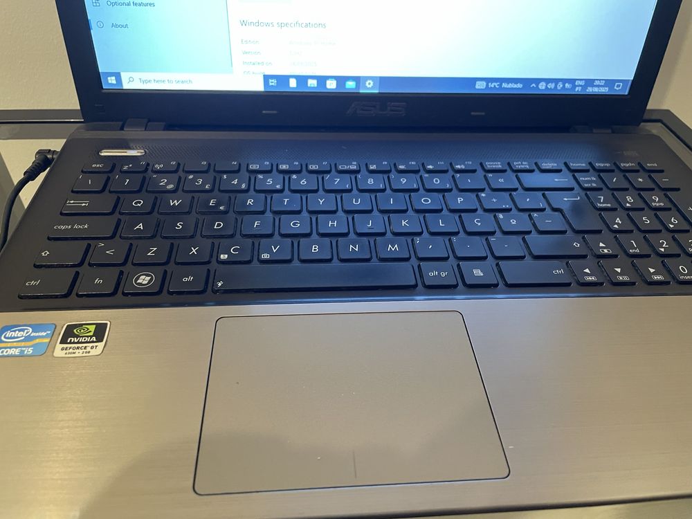PC Portatil ASUS