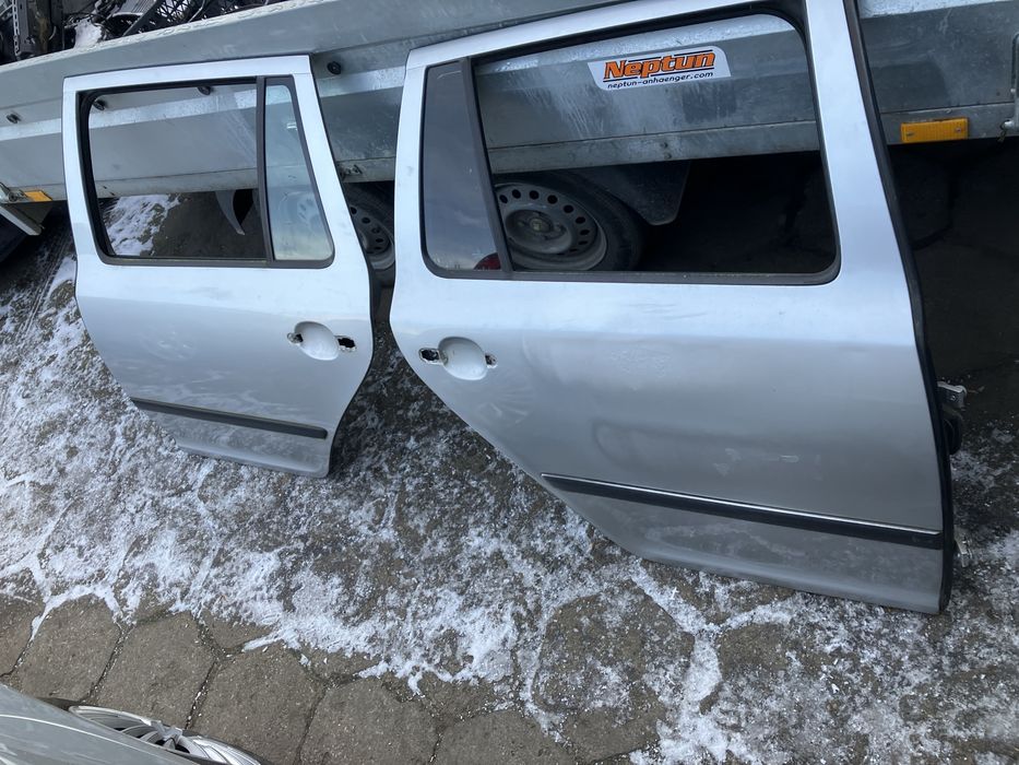 Skoda Octavia II - drzwi tył lewe prawe