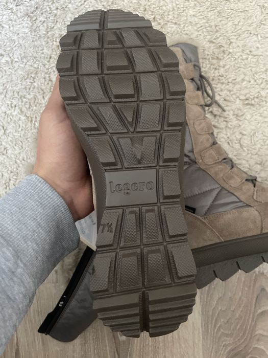 Нові жіночі черевики Legero Novara Giotto бежевого кольору.