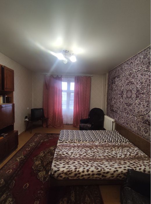 Оренда 2- кімн. квартири вул. М. Зінчевського