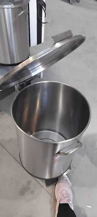 Balde de Rodas e Pedal de 50Litros - NOVO