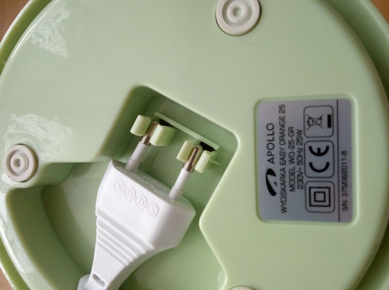 Elektryczna wyciskarka do cytrusów 500 ml, marki Apollo