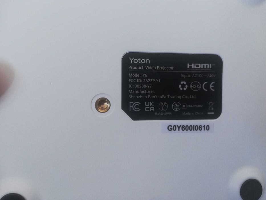 Projektor rzutnik LED Yoton Y6 biały hdmi bluetooth statyw głośniki