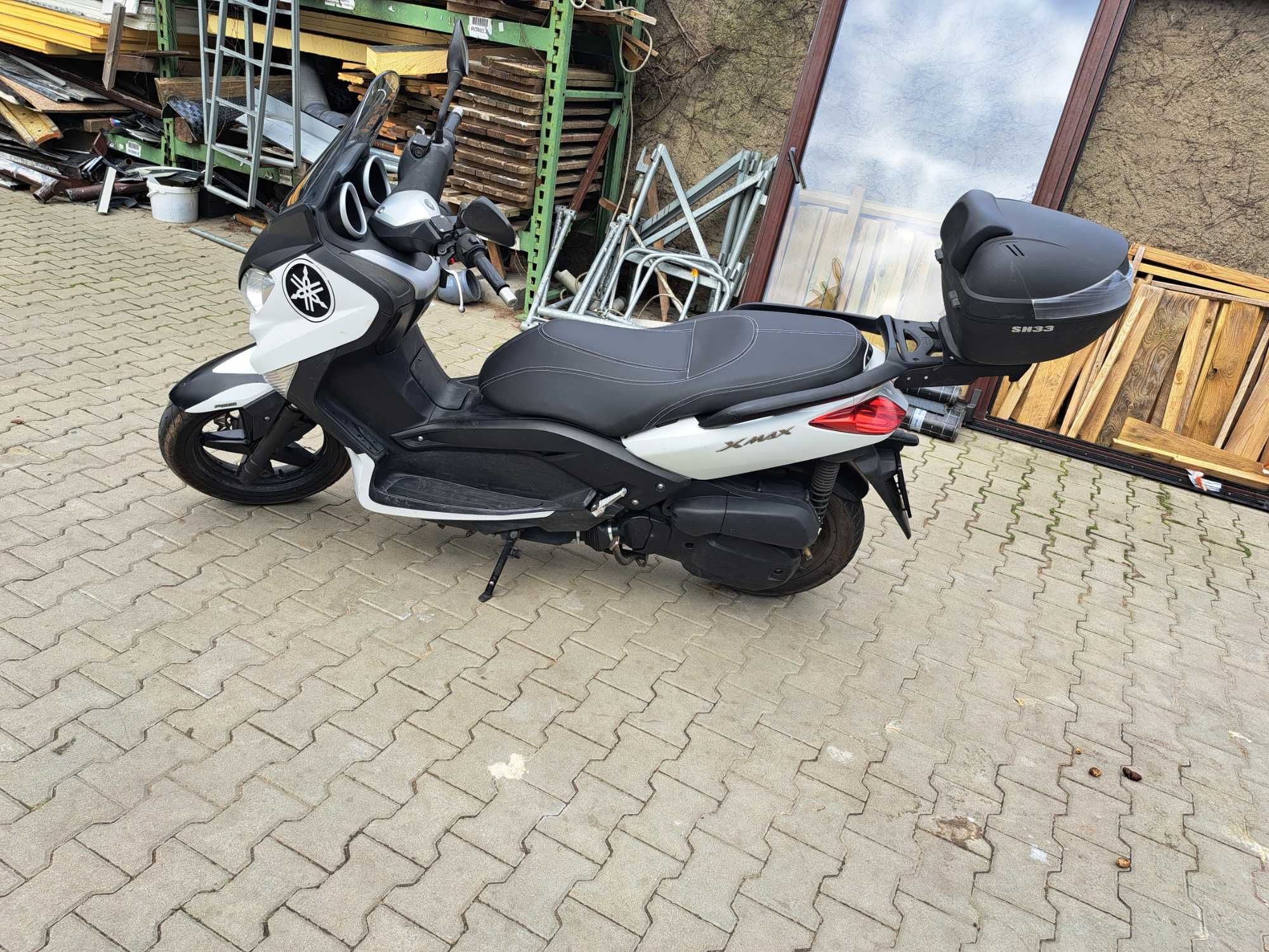 Yamaha x-max  125