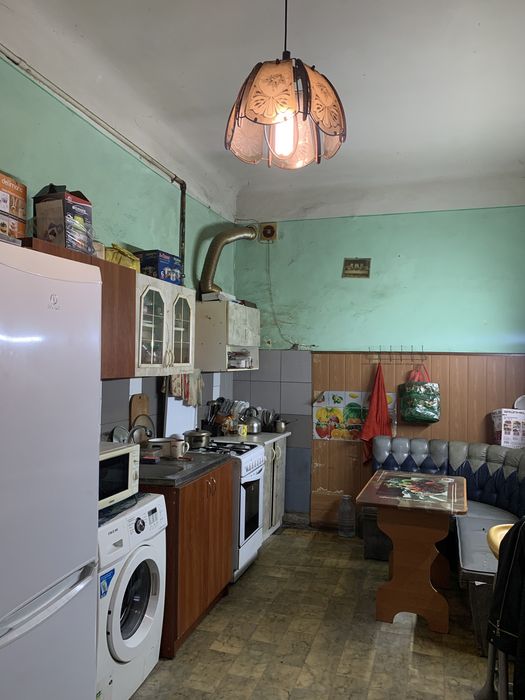 Продаж 2-кім. Центр.