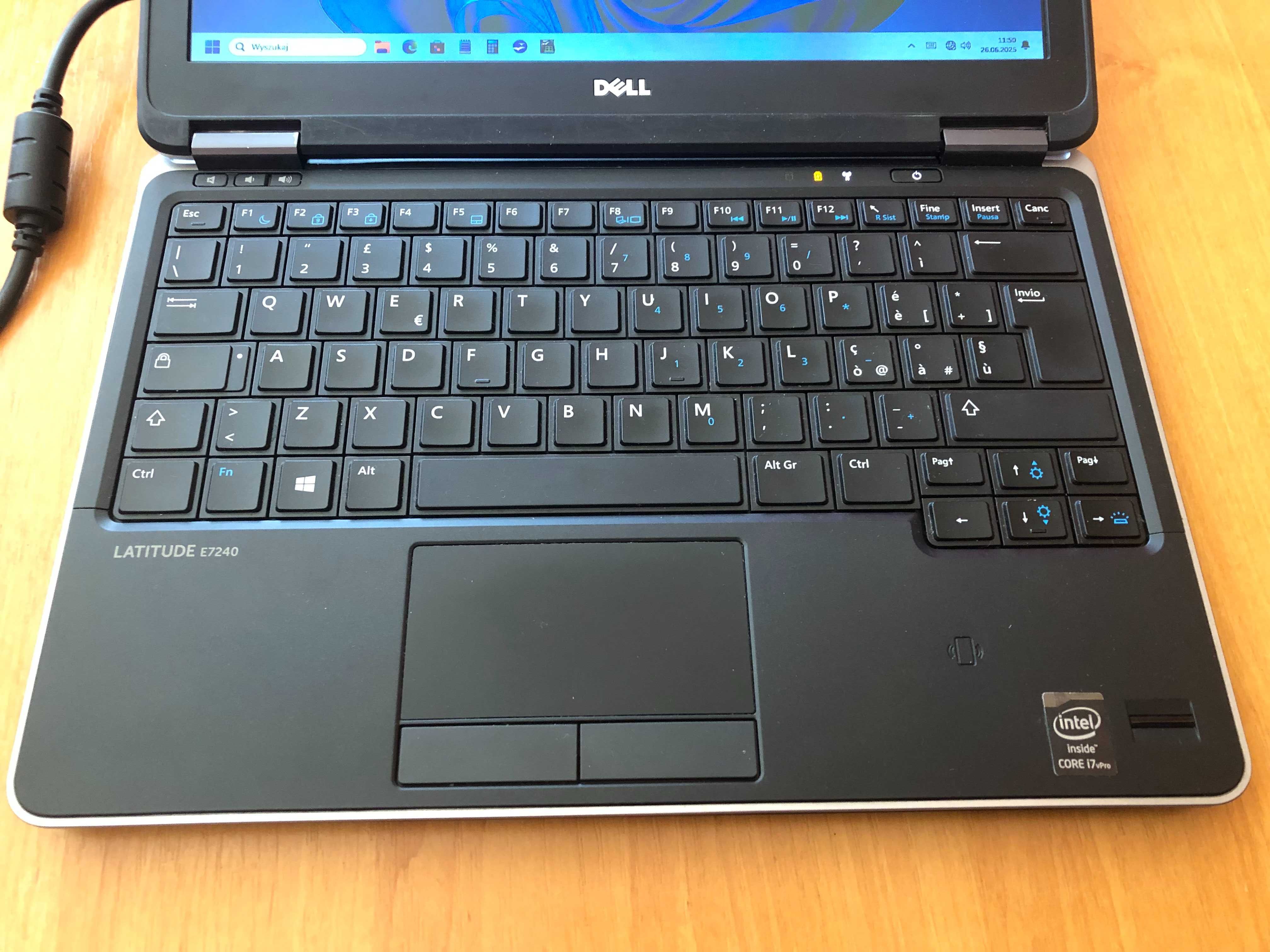 Laptop Dell Latitude E7240, i7 , 16 Ram , Win 11 Pro , 12,5" 21x31x2cm